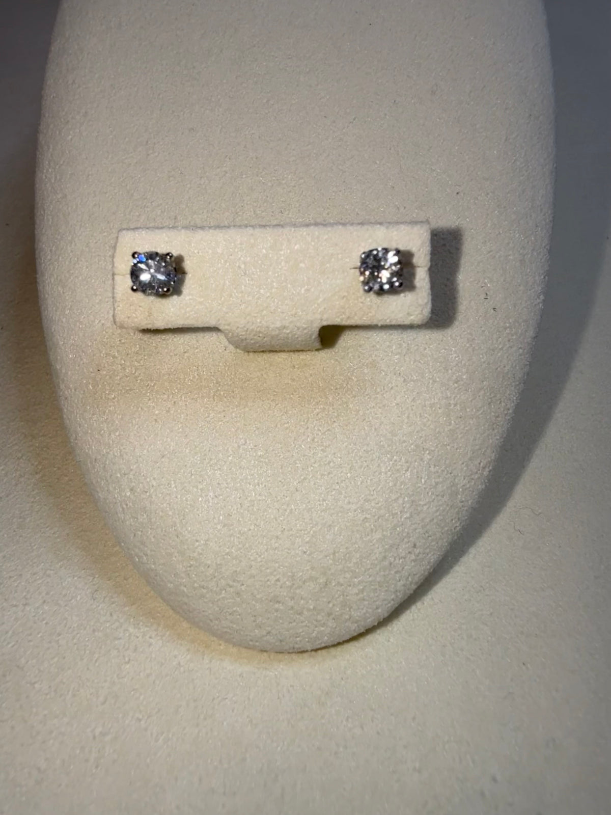 Diamond Studs - 14kt White Gold