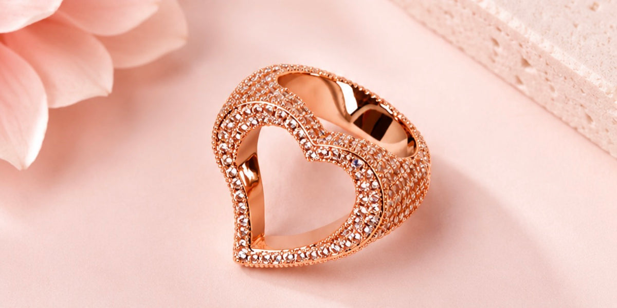 Open Heart Pave Ring - Rose Gold